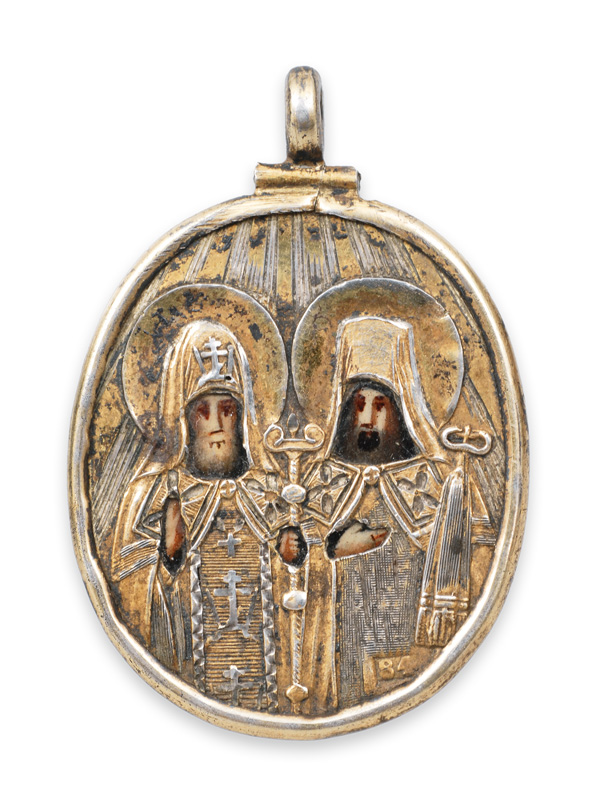 A miniature icon as a pendant