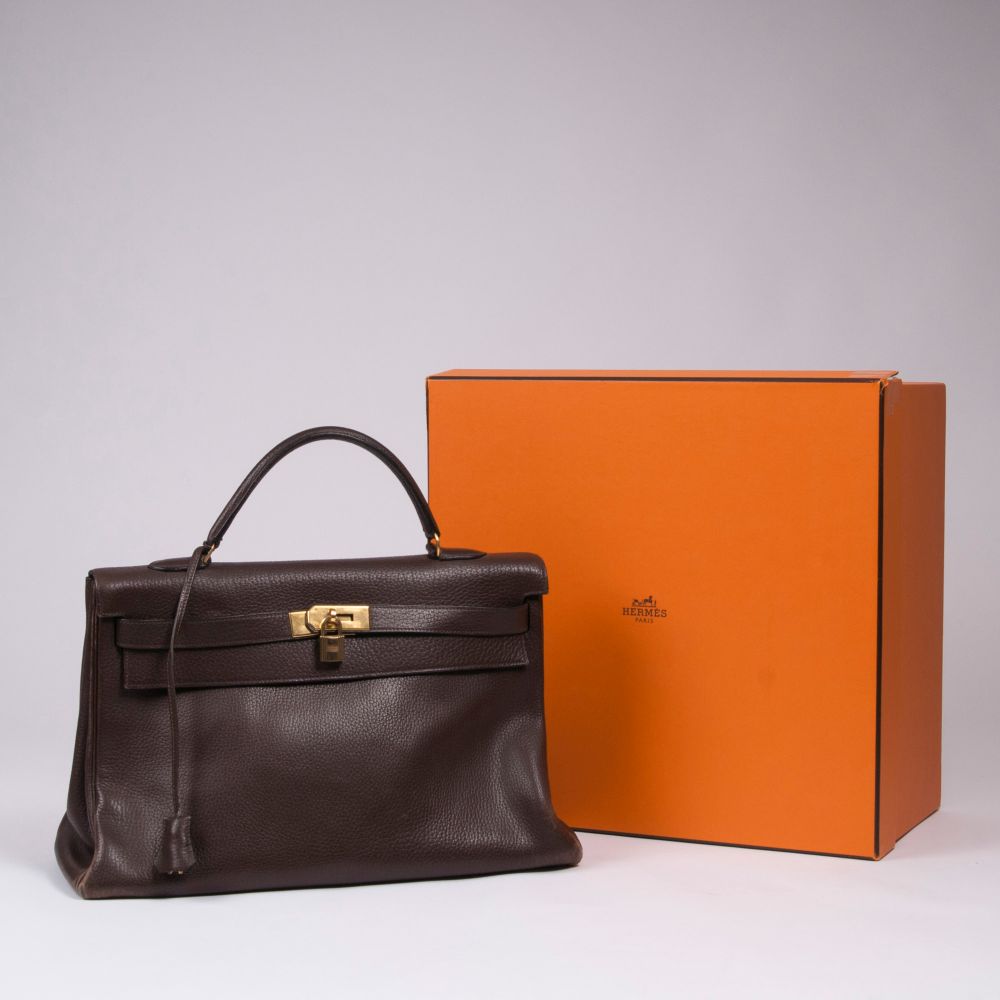 Hermès: A Vintage Kelly Bag 40 Dark Brown