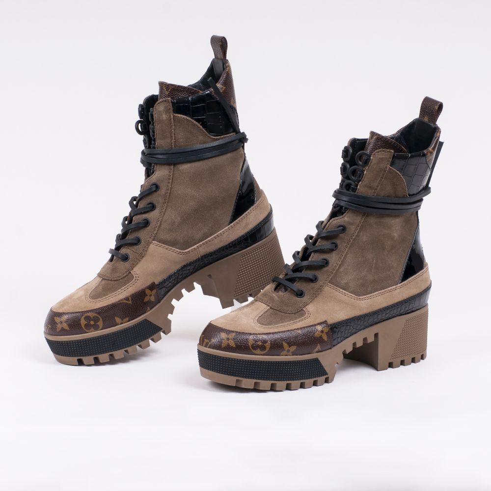 Louis Vuitton Laureate Platform Desert Boots  MODAZA