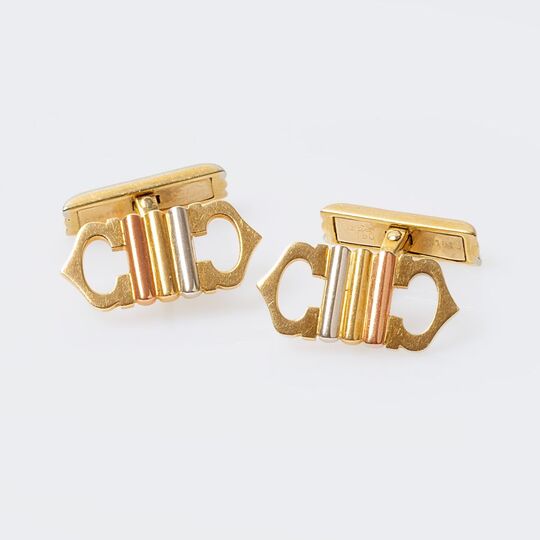 A Pair of Tricolour Cufflinks