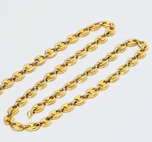 A Gold Necklace 'Marina'