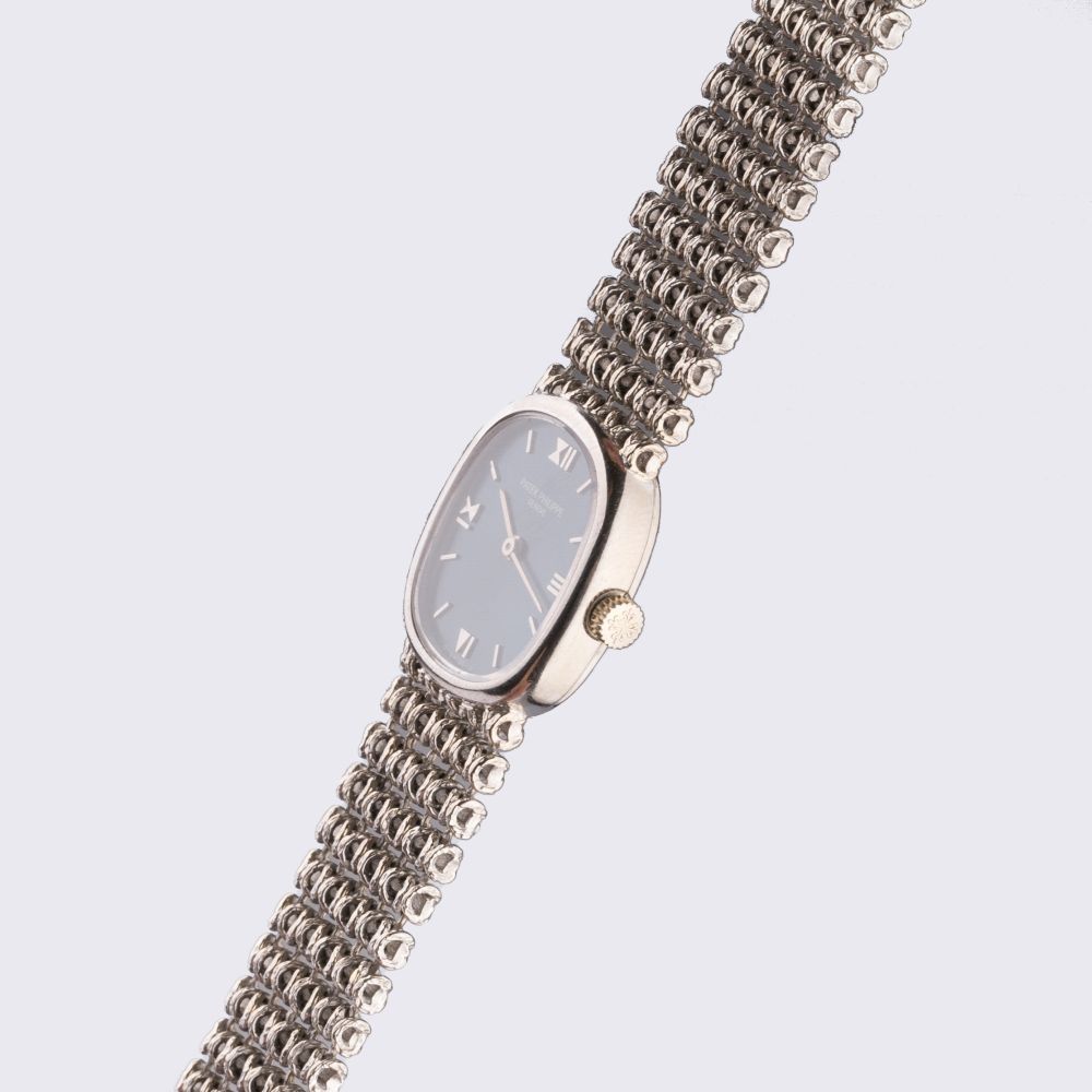 A Lady's Wristwatch 'Ellipse d'Or' - image 2