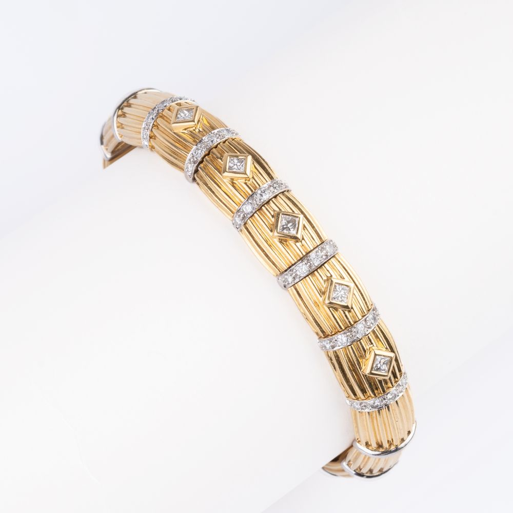 Gold-Armspange mit Diamant-Besatz