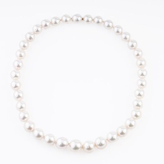 A Southsea Pearl Necklace