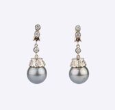 A Pair of Tahit Pearl Diamond Earpendants