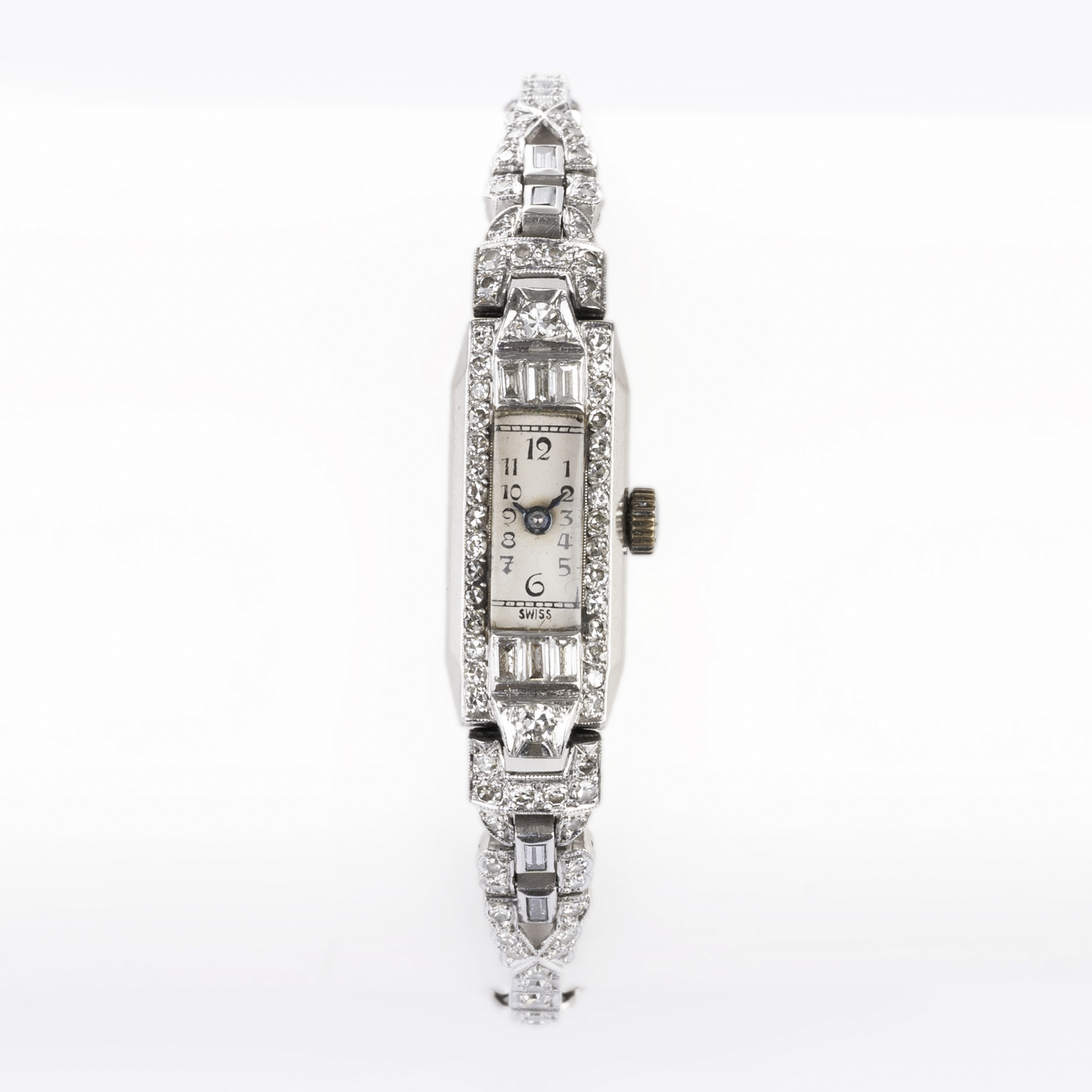 An Art-déco Ladies' Wristwatch with Diamond Setting