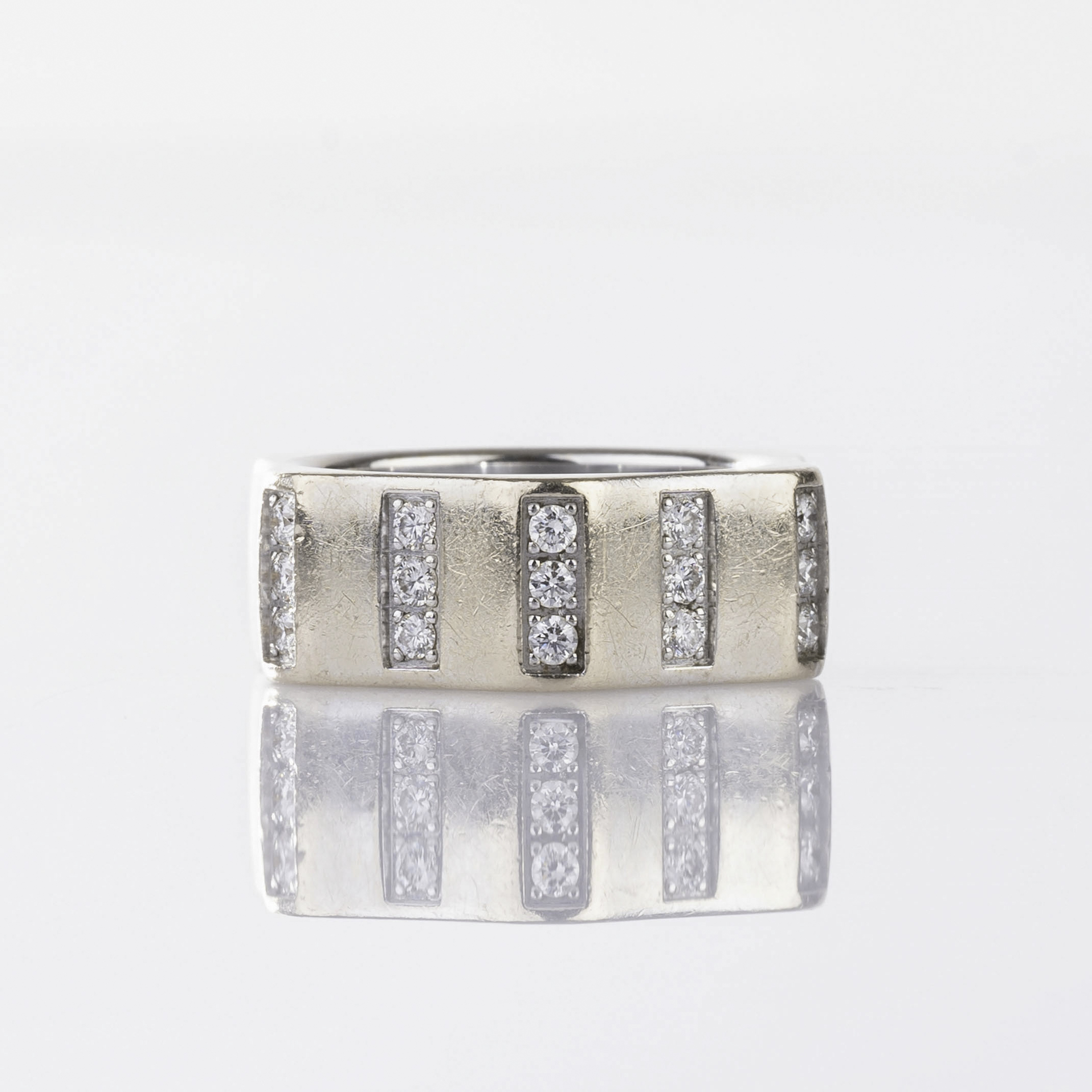 A Diamond Ring 'Modell Classic Large' - image 2