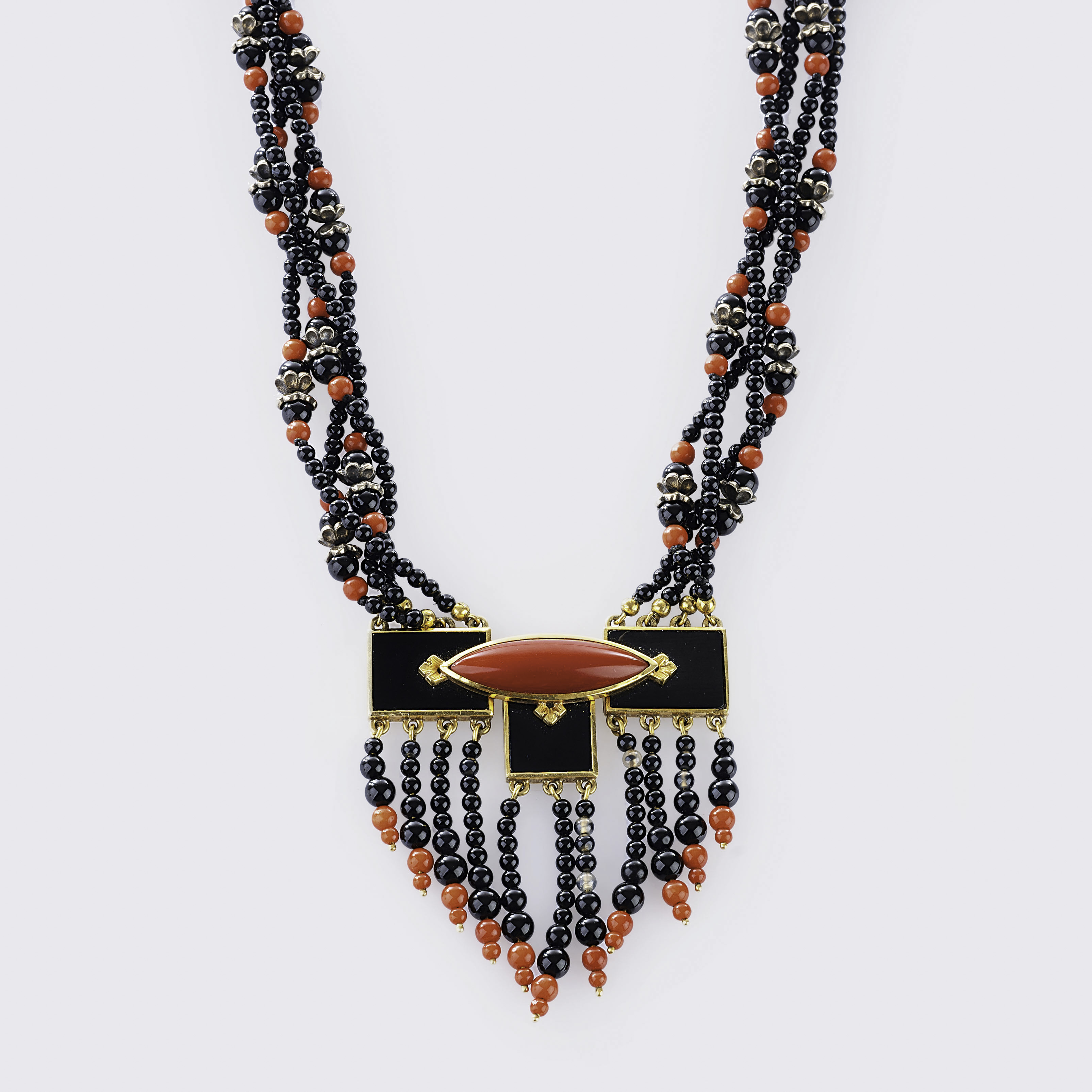 An Onyx Coral Necklace in Style of Art-déco