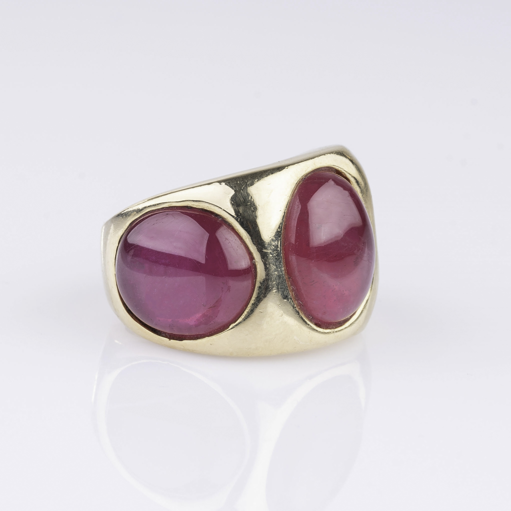 A Ruby Cabochon Ring - image 2