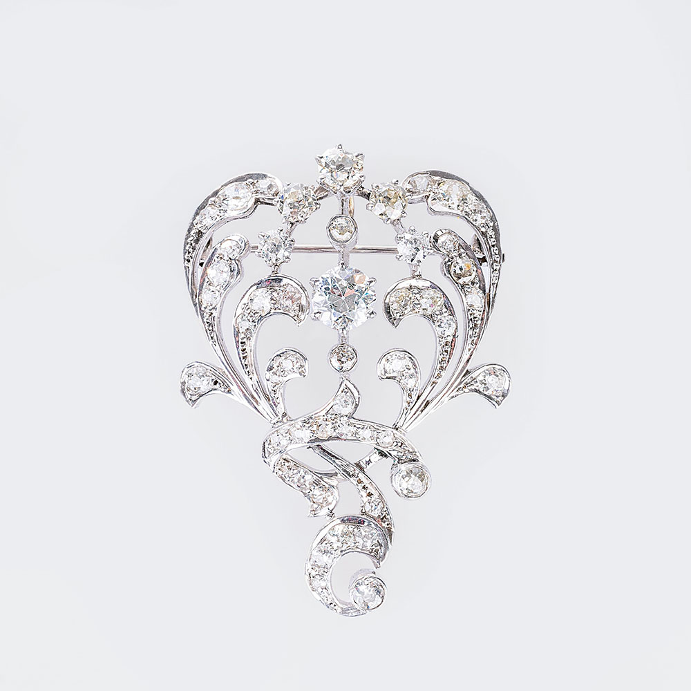 An Art Nouveau Diamond Brooch