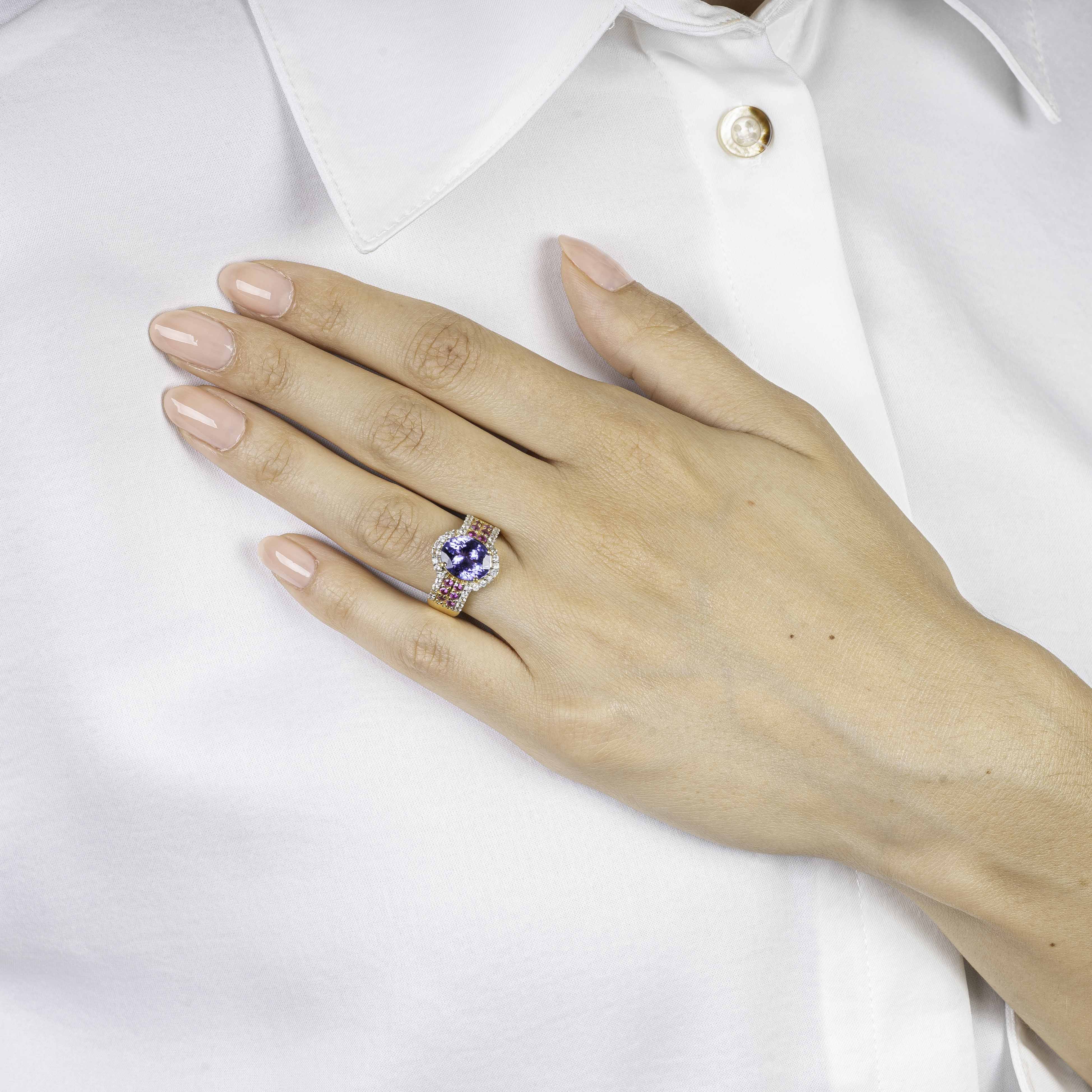 A Tansanite Ruby Ring - image 3