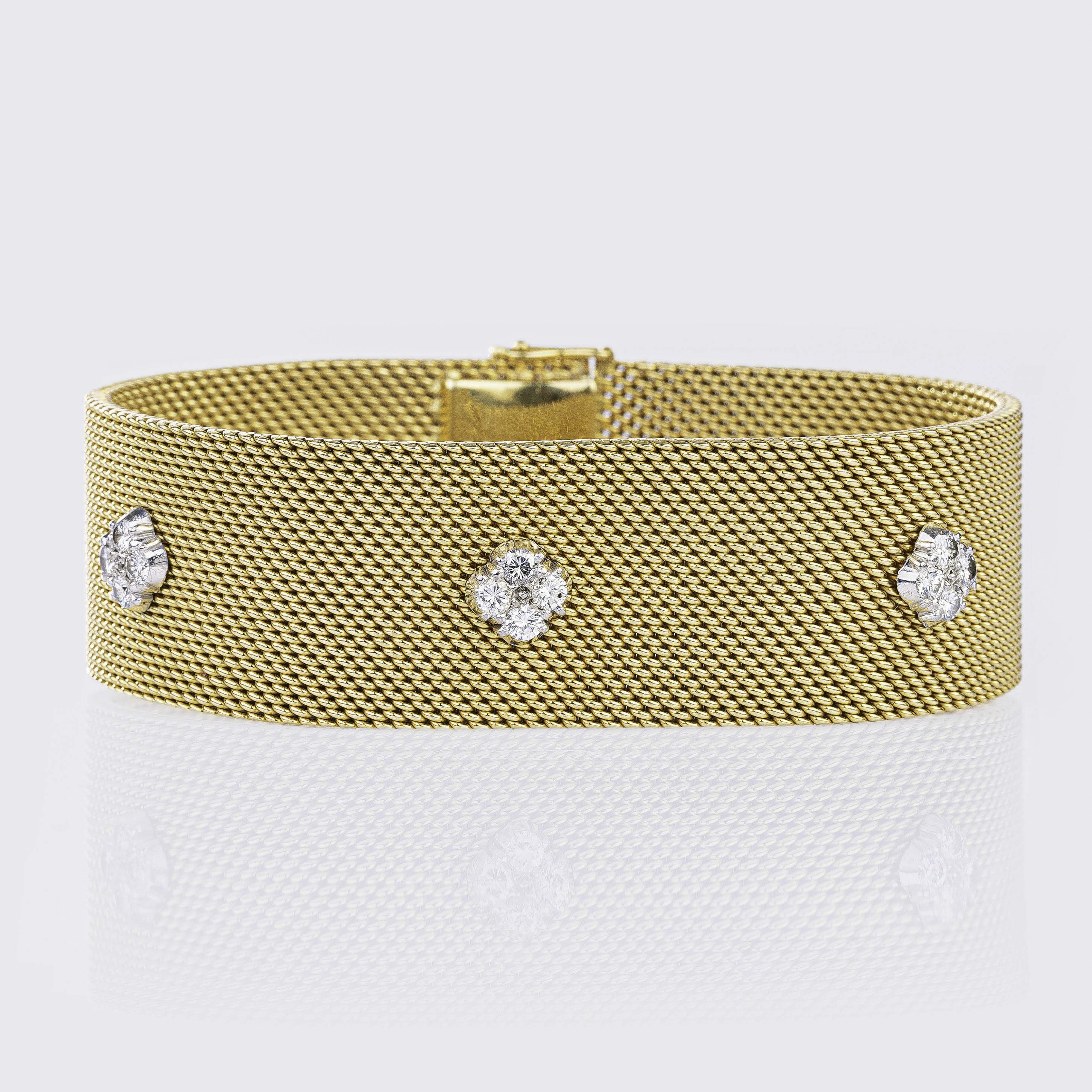 A Milanaise Gold Bracelet with Diamonds