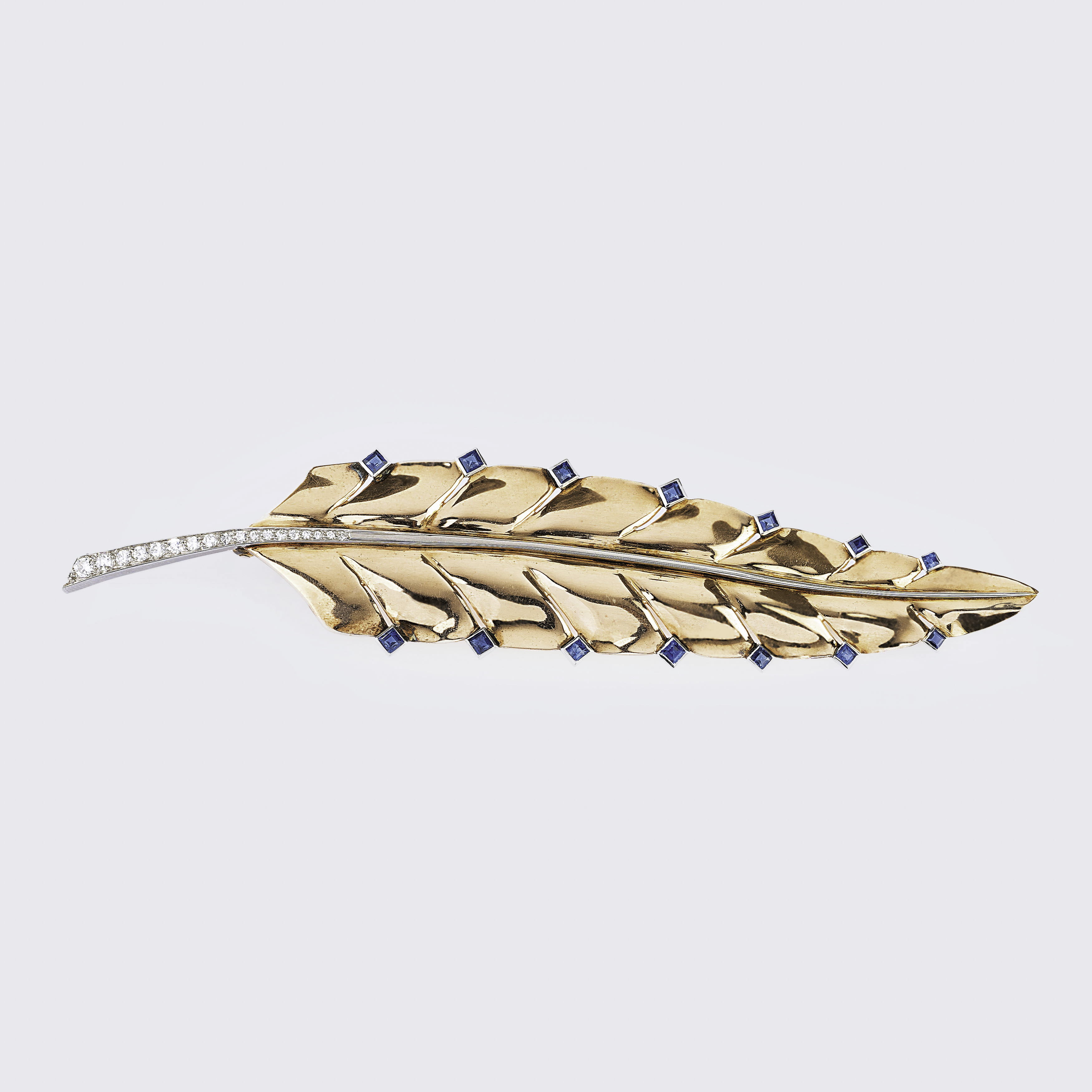 A Vintage Diamond Sapphire Brooch 'Gold Leaf'