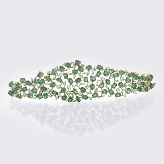 A highcarat Emerald Diamond Bracelet 'splendeur de couleurs'