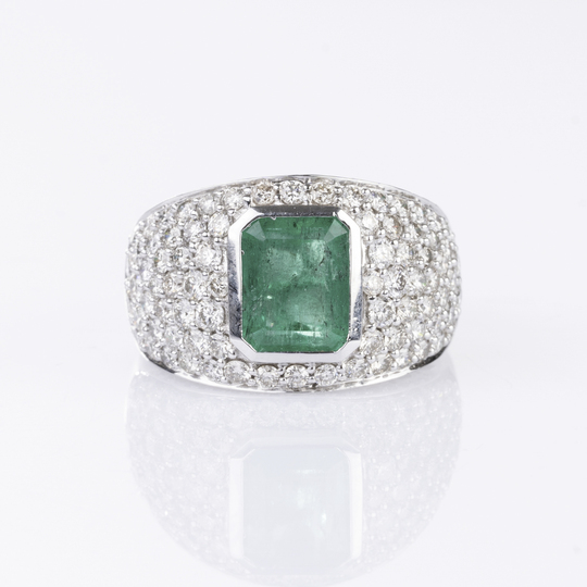 An Emerald Diamond Ring