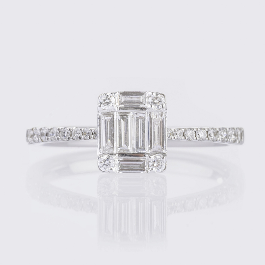 Moderner Diamant-Ring