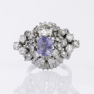 A highcarat Diamond Cocktailring with natural Ceylon Sapphire