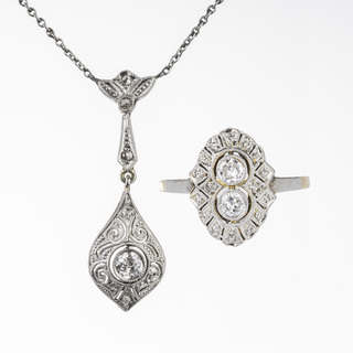 An Art-déco Diamond Jewellery Set