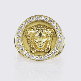 A Gold Ring with Diamonds 'Medusa'