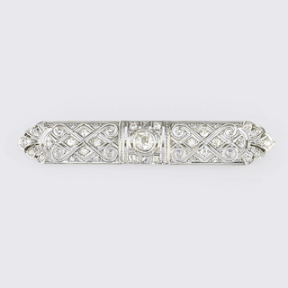 An Art-déco Diamond Brooch