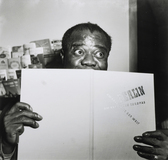 Louis Armstrong mit Berlinale-Flyer - Bild 1