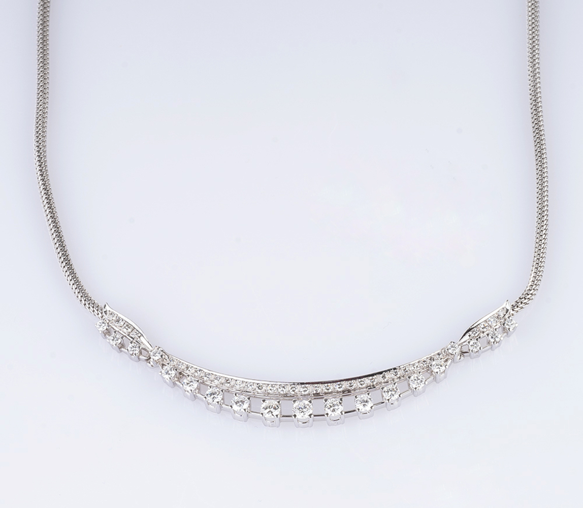 Necklace with fine Brilliant-Cut Diamonds - image 2