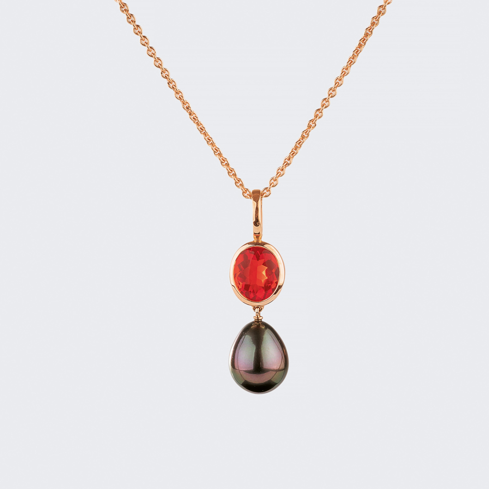 Kette mit Feueropal und Tahiti-Perle