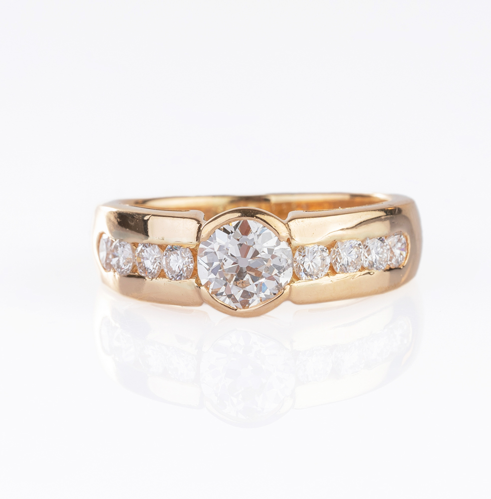 Solitaire Ring with Diamonds