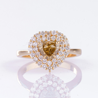 Fancy Diamant-Ring in Herzform