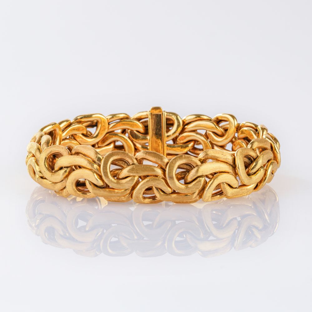 Extraordinary Gold Bracelet