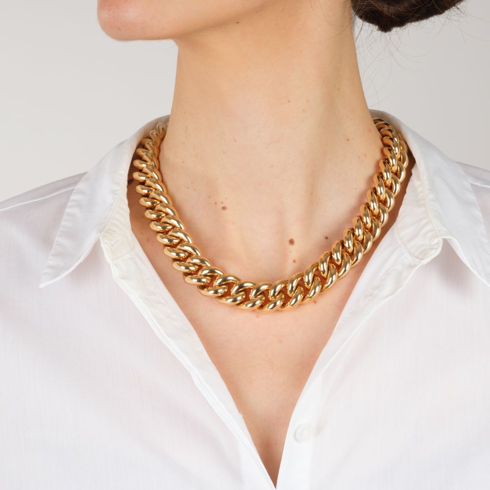 Gold Chain Necklace - image 3