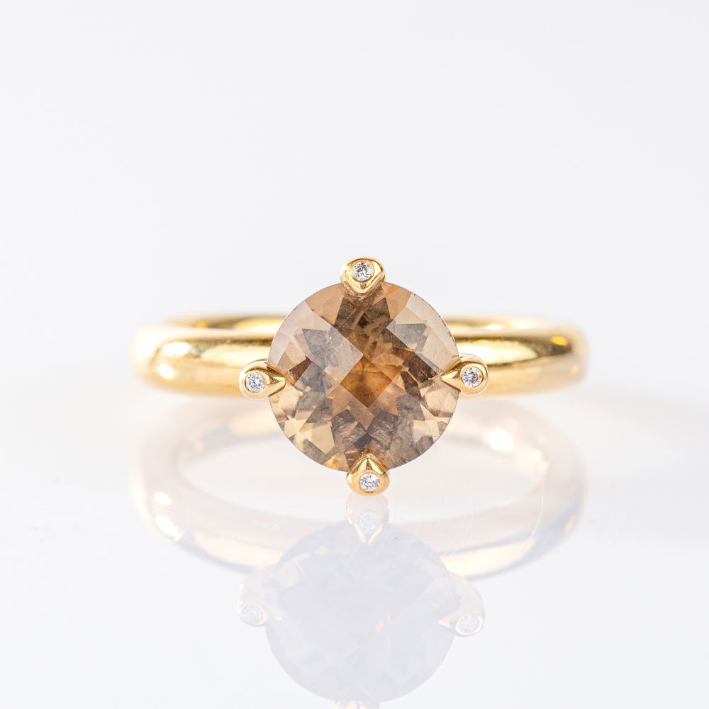 Moderner Rauchquarz Ring mit Kleinstbrillanten by Kim