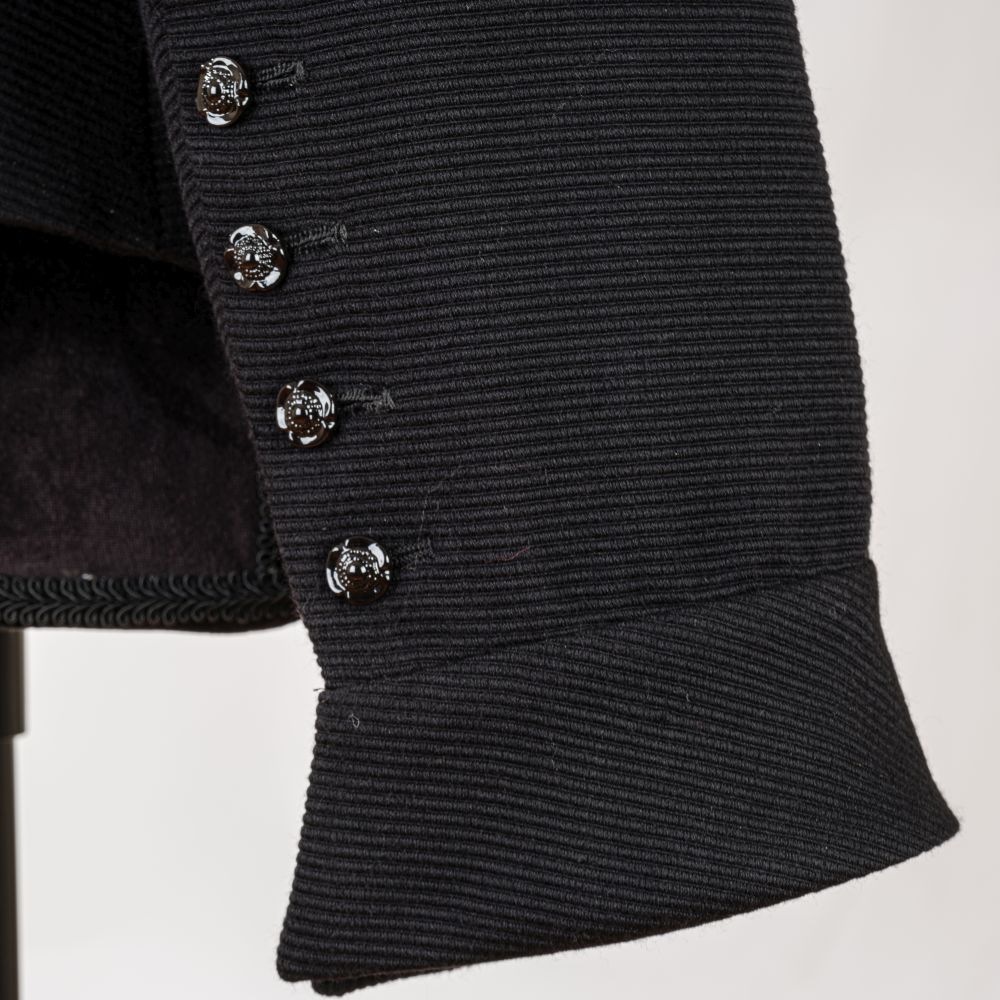 Sophisticated military jacket - image 3