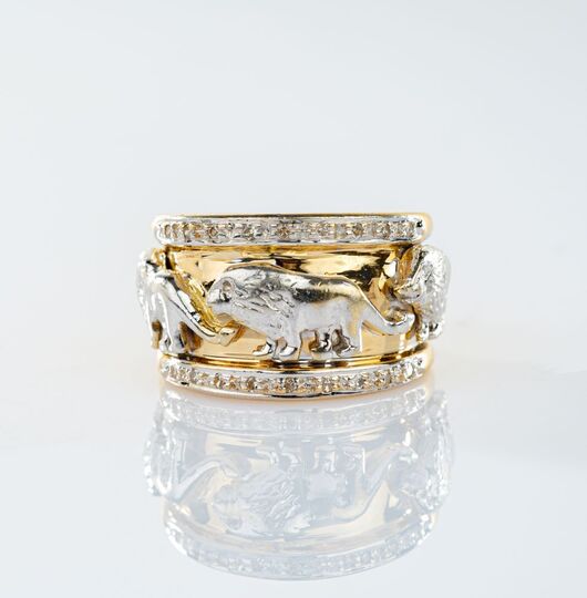 Gold Ring 'Lions'