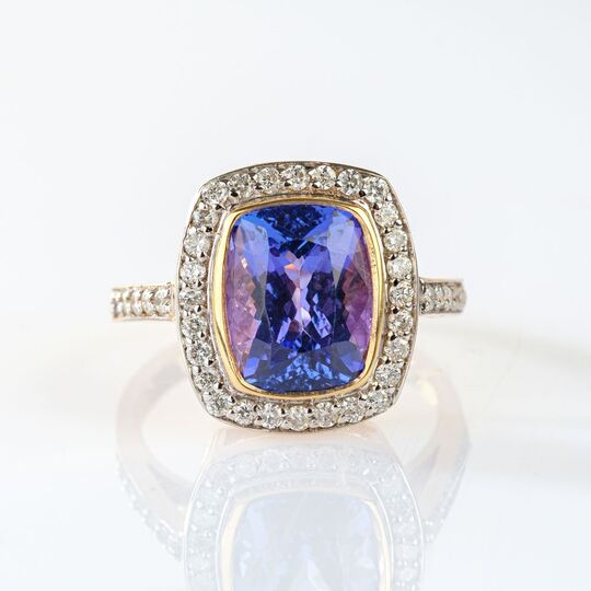 Tanzanite Diamond Ring