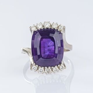 Amethyst Diamond Ring