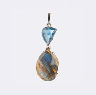 Magnificent Labradorite Fluorite Pendant